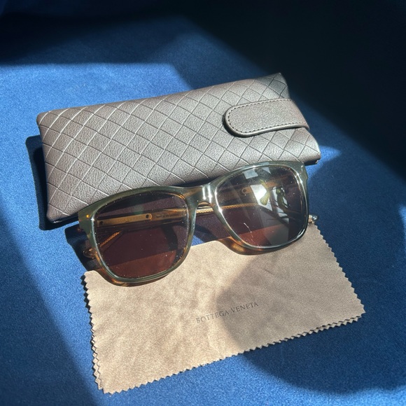 Bottega Veneta - Picture 1 of 12